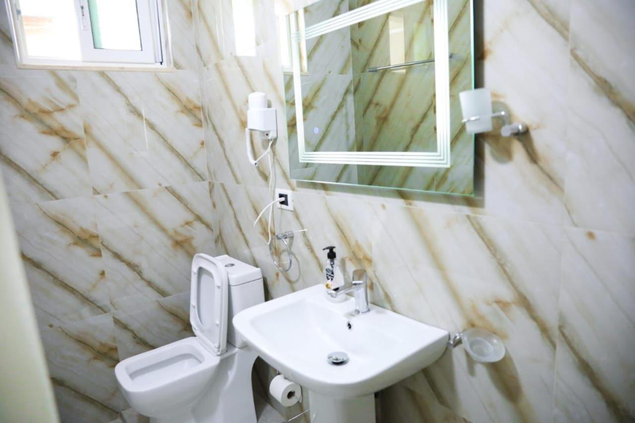 Merkaj Hotel Berat Luaran gambar