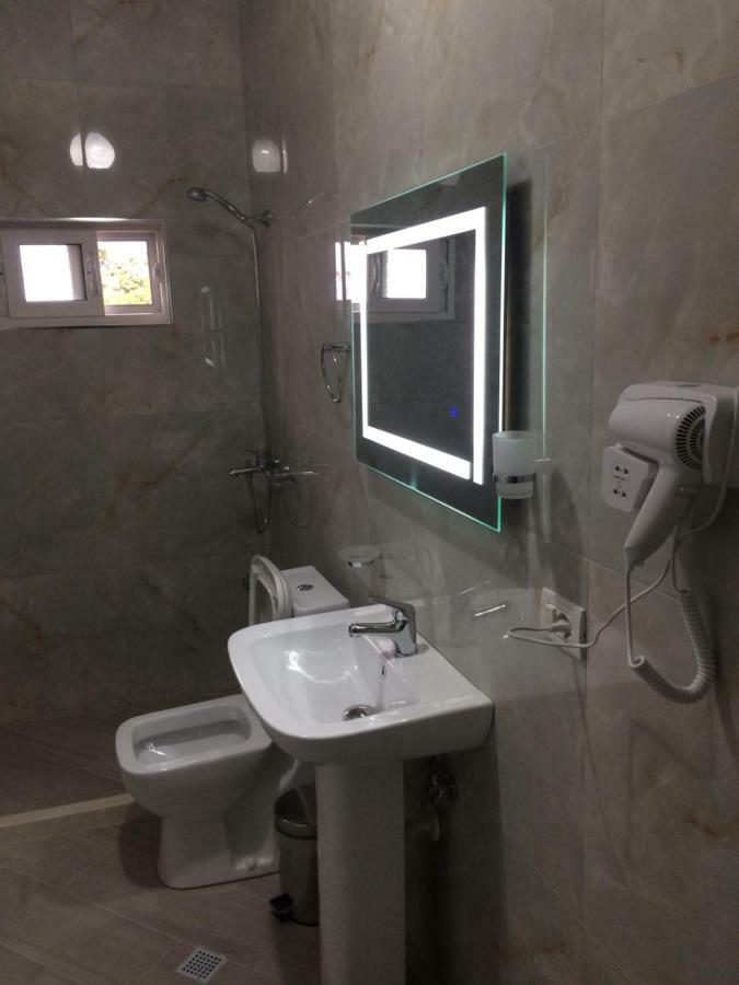 Merkaj Hotel Berat Luaran gambar